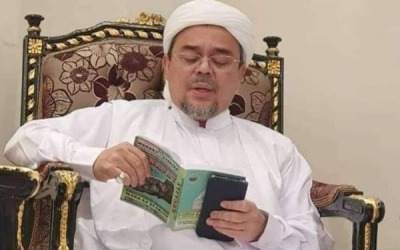 3,5 Tahun Rizieq di Arab Berkait para Dermawan