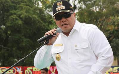 Bupati Inhu Yopi Arianto Silahturahmi dengan Warga Rakit Kulim