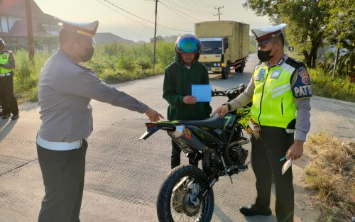 Jelang Ramadhan, Sat Lantas Polres Inhu Razia Knalpot Brong