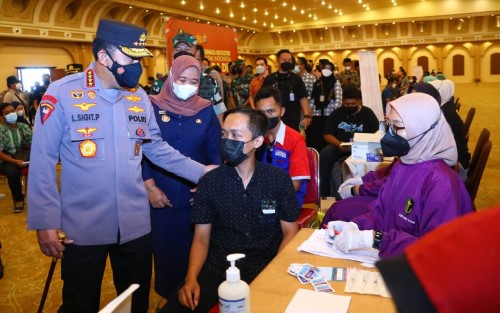 Jelang Ramadan Kapolri Target Akselerasi Vaksinasi Booster