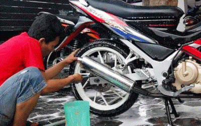 Bahaya, Jangan Mencuci Motor Saat Mesin Panas