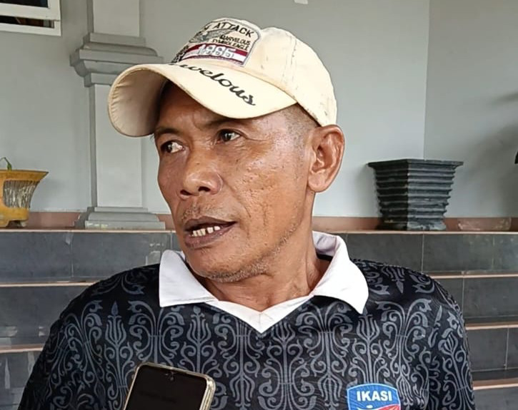 Ketua KT Kenduduk Putih dan Anggota Datangi Rumah Dinas Ketua DPRD Siak