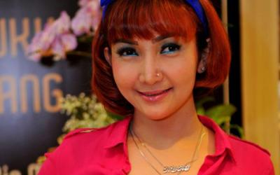 Roro Fitria Laporkan Cimot ke Polisi