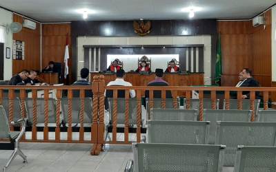 Kuasa Hukum Terdakwa Pertanyakan Vonis Hakim