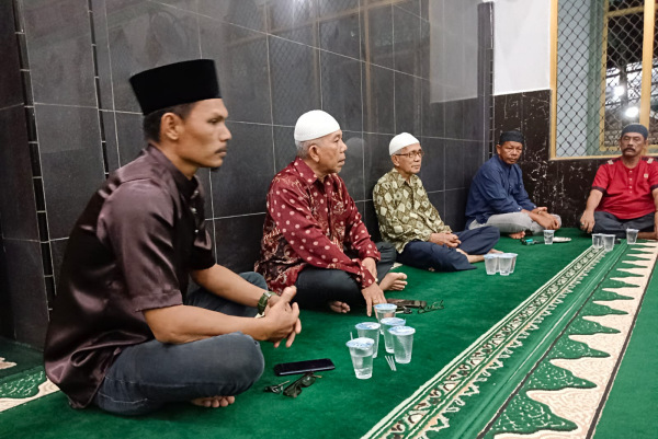 Masyarakat Dua RW di Rimba Sekampung Tolak Perluasan Kuburan Tionghoa