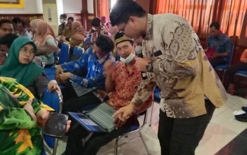 Pemkab Siak Taja Bimtek Admin Aplikasi Smart Kampung