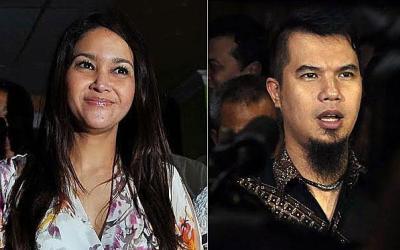 Ini Deretan Nama Artis yang Punya Guru Spiritual