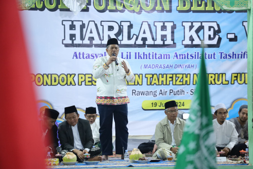 Bupati Siak Hadiri Gema Sholawat dan Haflah Milad Ke-6 Ponpes Nurul Furqon