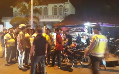 Cegah Keributan, Polisi Bubarkan Kelompok Remaja