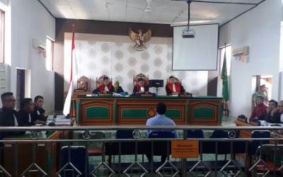 Ketua Bawaslu Riau Hadiri Sidang Perkara Money Politik