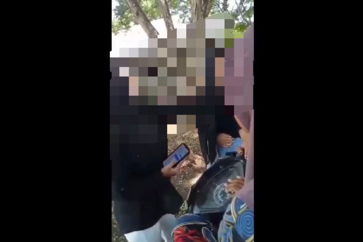 Video Viral, Perempuan Tampar Bocah SMP di Kubu Rohil Riau