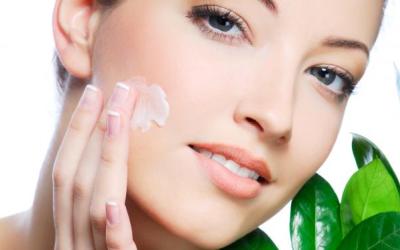 Perawatan Kulit Berminyak, Berikut Tipsnya