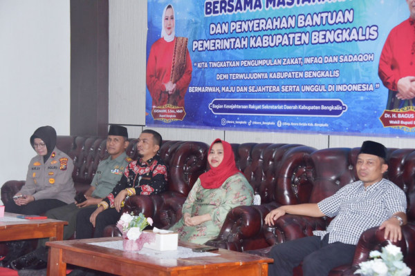 Kasmarni : Ramadhan Momen Rajut Keakraban Pemerintah dengan Masyarakat