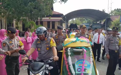 Prosesi Lepas Tugas 5 Personil Polres Rohul Penuh Khidmad