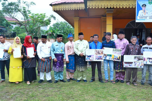 Alfedri :  300 Ekor Itik Petelur Mampu Raup Untung Rp3 Juta Perbulan