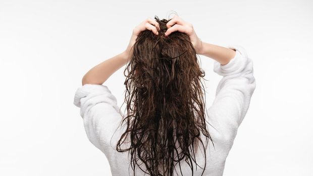 7 Kesalahan Menata Rambut yang Perlu Kamu Hindari