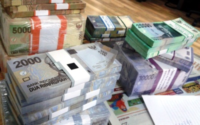 Tren Tukar Uang THR Jelang Lebaran, Hati - Hati Potensi Resiko Menukar Uang