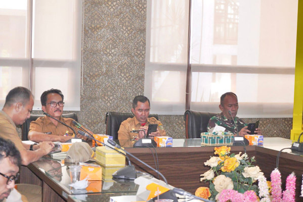Rapat Bersama Mendagri, Pj Sekda Siak Bahas Penyelenggaraan Sekolah Rakyat