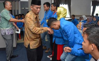 Mahasiswa AKN Harus Tingkatkan Kemampuan di Era MEA