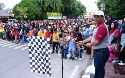 Jalan Santai Meriahkan Peringatan Hari Lingkungan Hidup