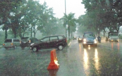 Hujan Deras Guyur Kota Pekanbaru dan Sekitarnya