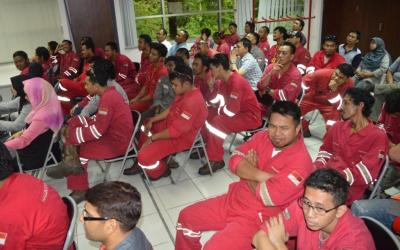 Harga Minyak Jatuh, Halliburton PHK 5.000 Karyawan