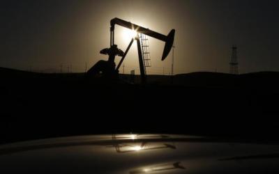 Pasokan Melimpah, Harga Minyak Dunia Terus Turun