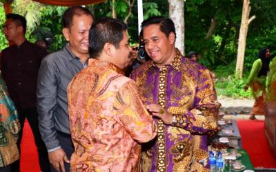 Lusa Ahmad Syah Lakukan Sertijab ke Amril Mukminin