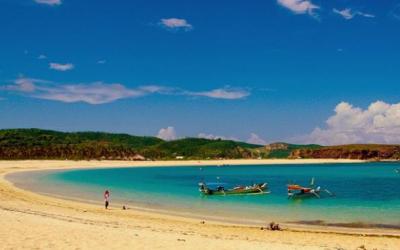 6 Pantai Terbaik Indonesia di 2015