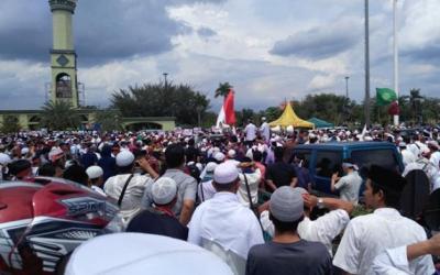 Aksi Damai 212 di Pekanbaru, Massa Desak Ahok Dipenjara