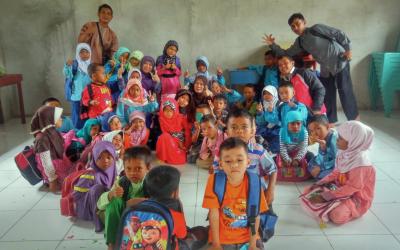 Honor dan Fasilitas Minim, Guru PDTA Tetap Semangat