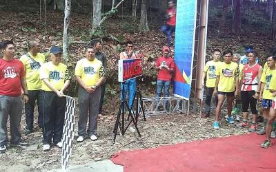 Gubernur Riau Lepas Riau Trailrun Race 2016