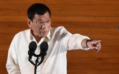 Duterte Ancam Kuliti Koruptor Hidup-hidup