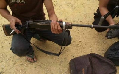 Bawa Senpi Rakitan dan Amunisi, Dua Warga Ditangkap Polisi