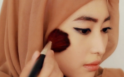 Tampil Cantik dengan Tren Riasan Hijab 2016