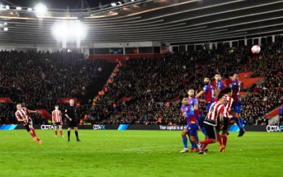 Everton Menang, Palace Singkirkan Southampton