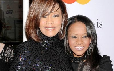 Selamat Jalan Bobbi, Koma 6 Bulan Puteri Whitney Houston Meninggal