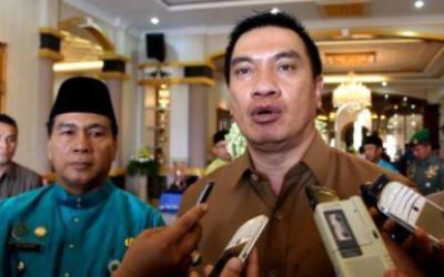 Mendagri Pertimbangkan Penundaan Pelantikan Suparman