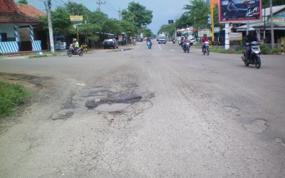 Wisata Kuliner Dawet Jabung Disuguhi Jalan Berlubang