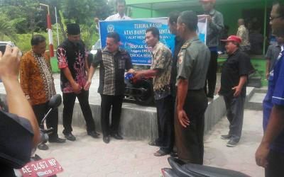 Sambangi Magetan, Sartono Serahkan Diesel