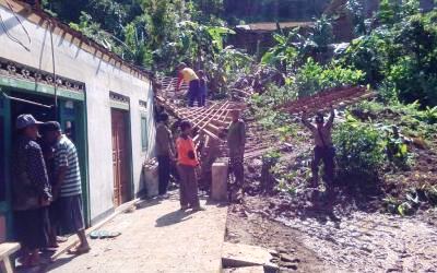 Longsor Terjang Sawoo Ponorogo, Rumah Warga Rusak Parah