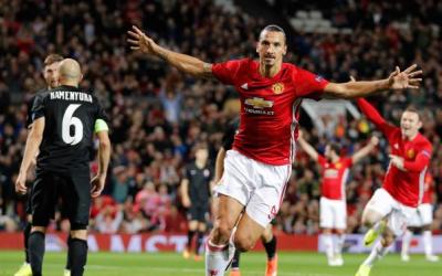 Michael Owen Sebut Ibrahimovic Penyerang Pemalas