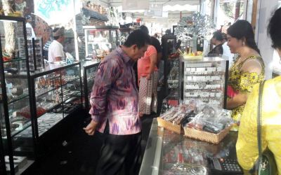 LLP-KUKM Terus Dukung Pengrajin Desa Celuk Bali