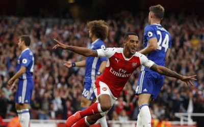 Babak Pertama, Arsenal Hadiahi Chelsea 3-0