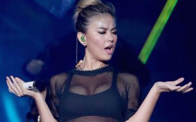 Ini Kata Agnez Mo Disebut Bertunangan dengan Wijaya Saputra