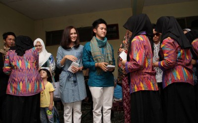 Vokalis Band Asal Batang Ajak Masayu Clara Bukber di Panti Asuhan