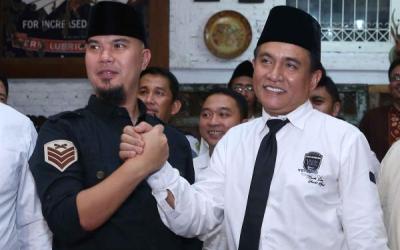 Ahmad Dhani Yakin Yusril Mampu Bikin Ahok Repot