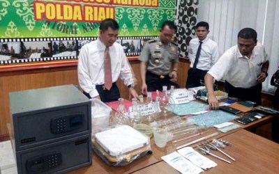 Pemilik Pabrik Ekstasi Pekanbaru Ditembak Aparat Polda Riau