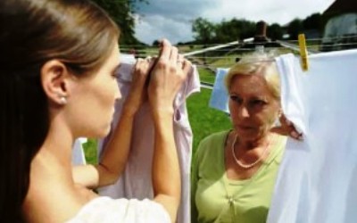 Trik Sederhana Bikin Mertua Makin Sayang