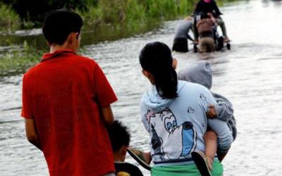 Jalur Alternatif Lintas Sumatera - Jambi Putus Akibat Banjir Bandang